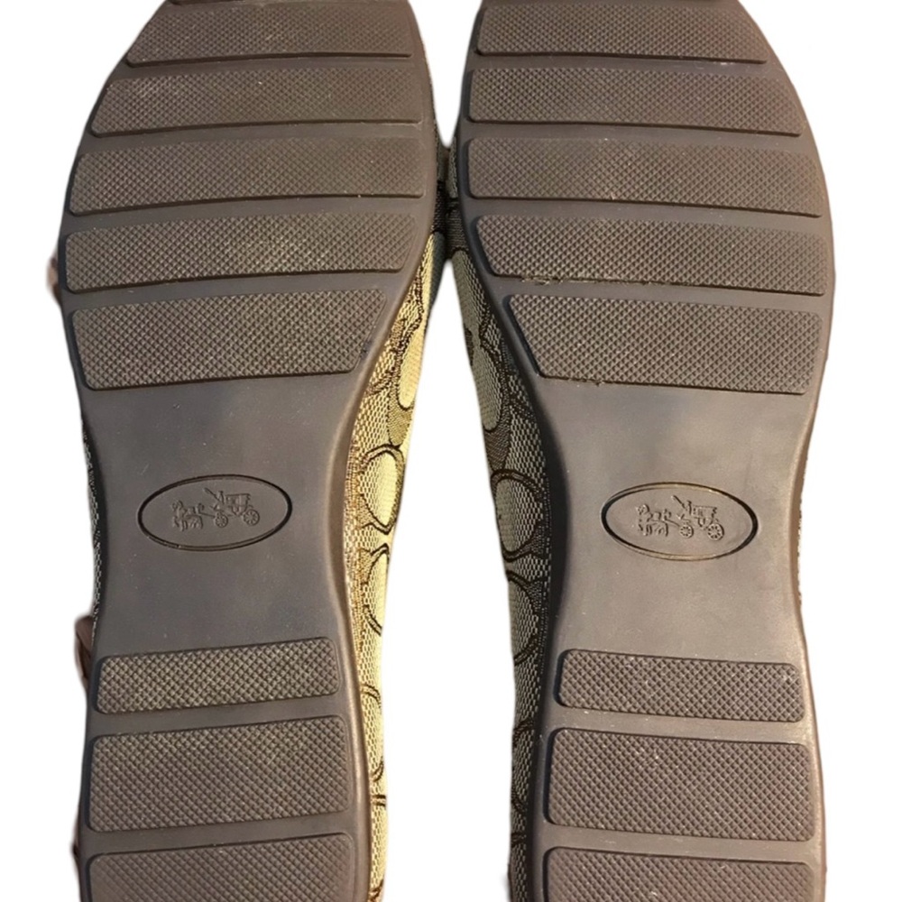 Coach Flats - Picture 4 of 9